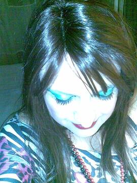 Public Photo of manuelaT_GIRL2010